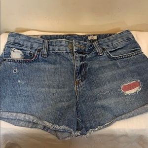 Ralph Lauren Short Jeans! With Cute Print On Back!